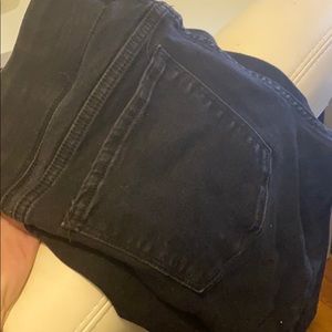 black distressed old navy rockstar jeans!